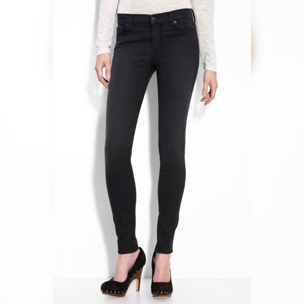 7 Jeans NWOT- Roxanne Skinny In Angeleena